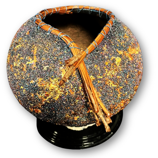 Raku Style Finish by Dar Saucedo