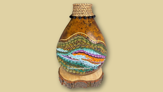 Woven Gourd with Built in Loom by Eileen Marcotte (9/24 9am-4pm)