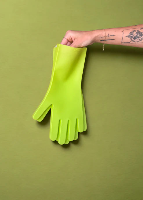 Keeps reusable cleaning gloves